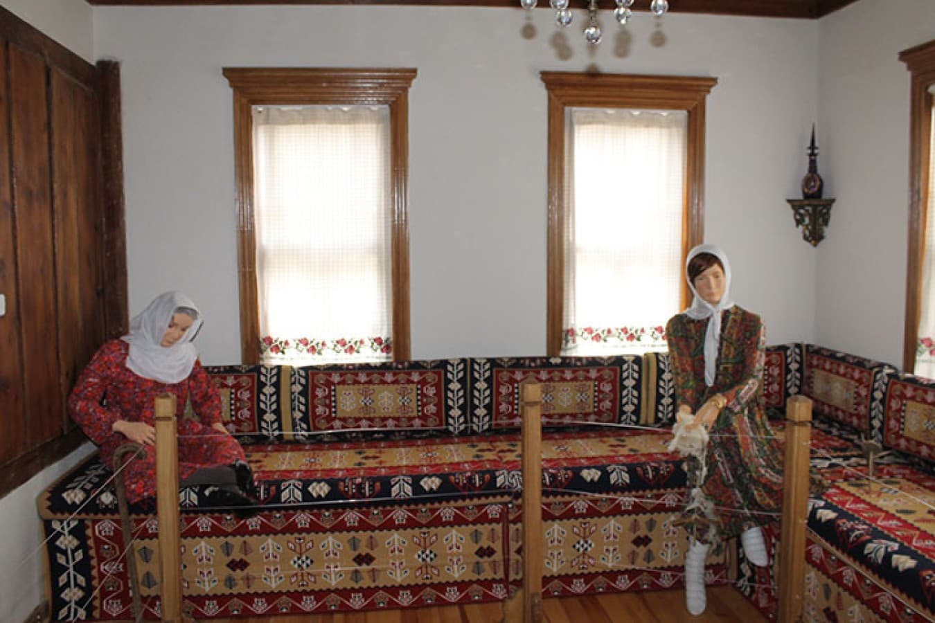 Kültür Evi ve Etnografya Müzesi