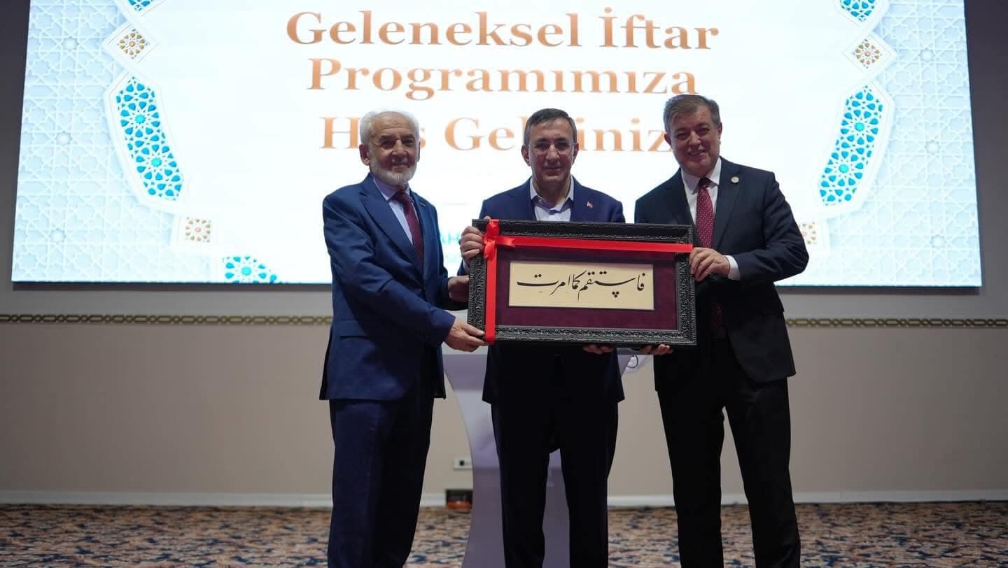 ESYAV’ın 40. Yıl İftar Programında Gönüller Bir Oldu