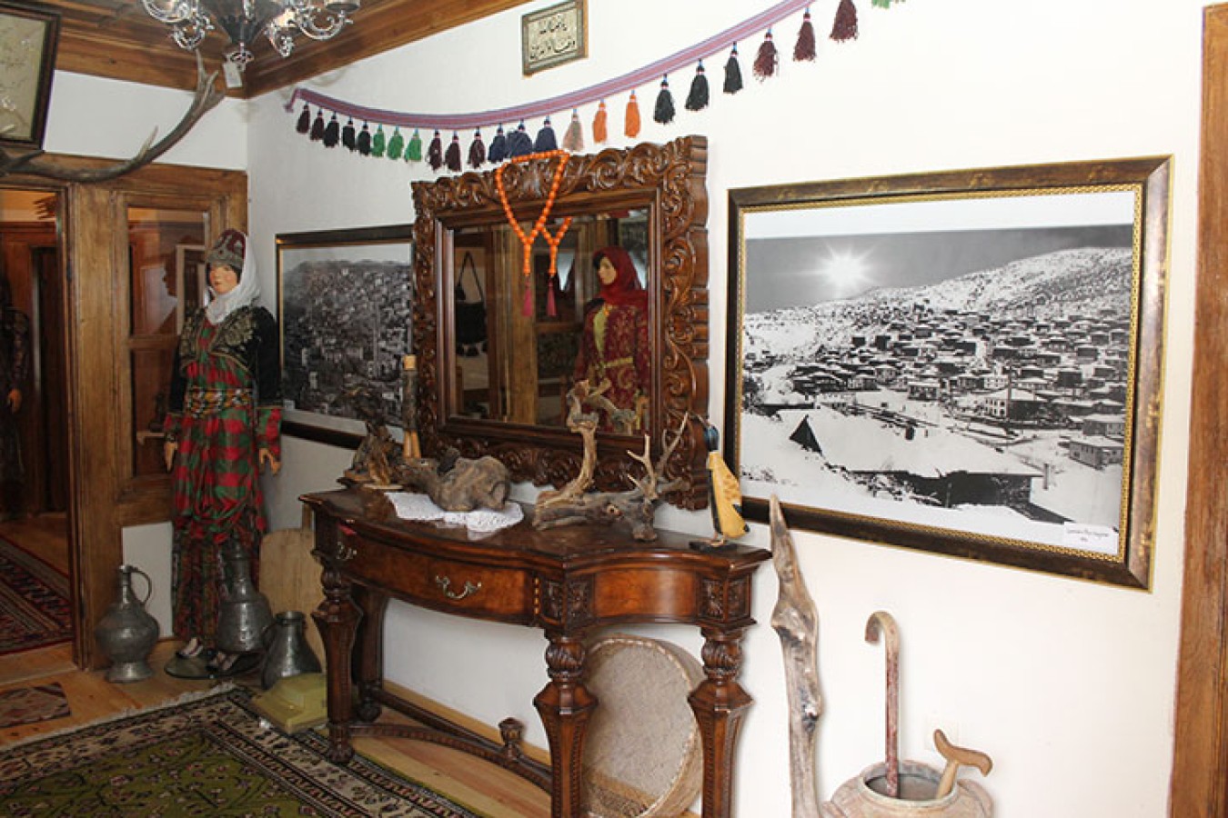 Orijinal tavan süslemeleri – detay