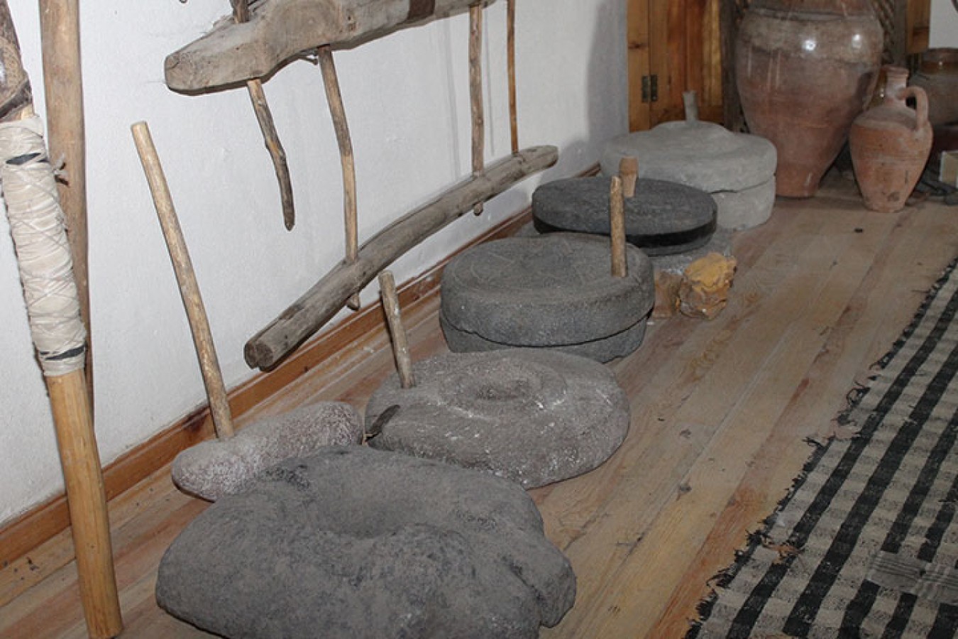 Koleksiyondan detay – geleneksel üretim araçları